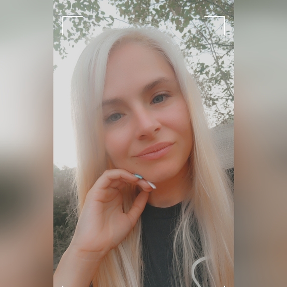 Meet your Posher, Crystal - Picture 6 of 12